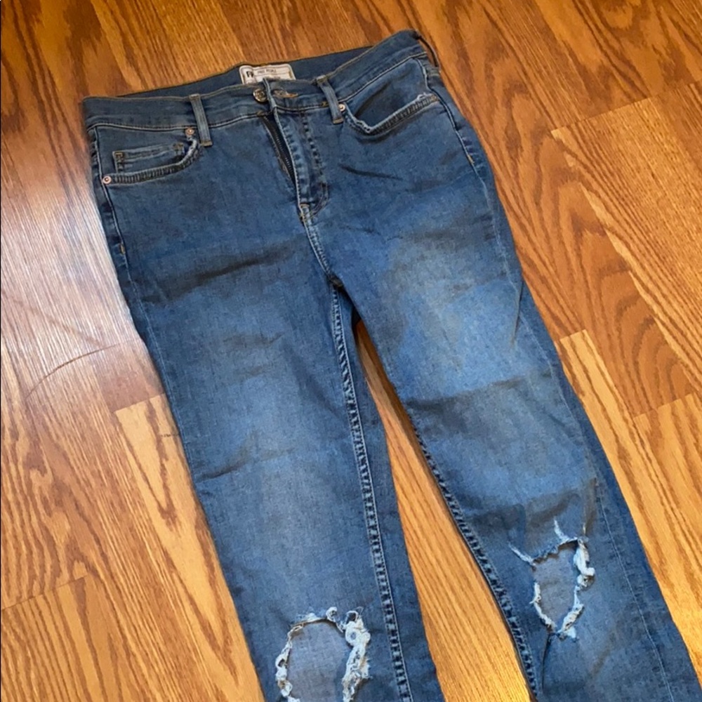 Free People Busted Knee Skinny Jeans - Picture 4 of 6